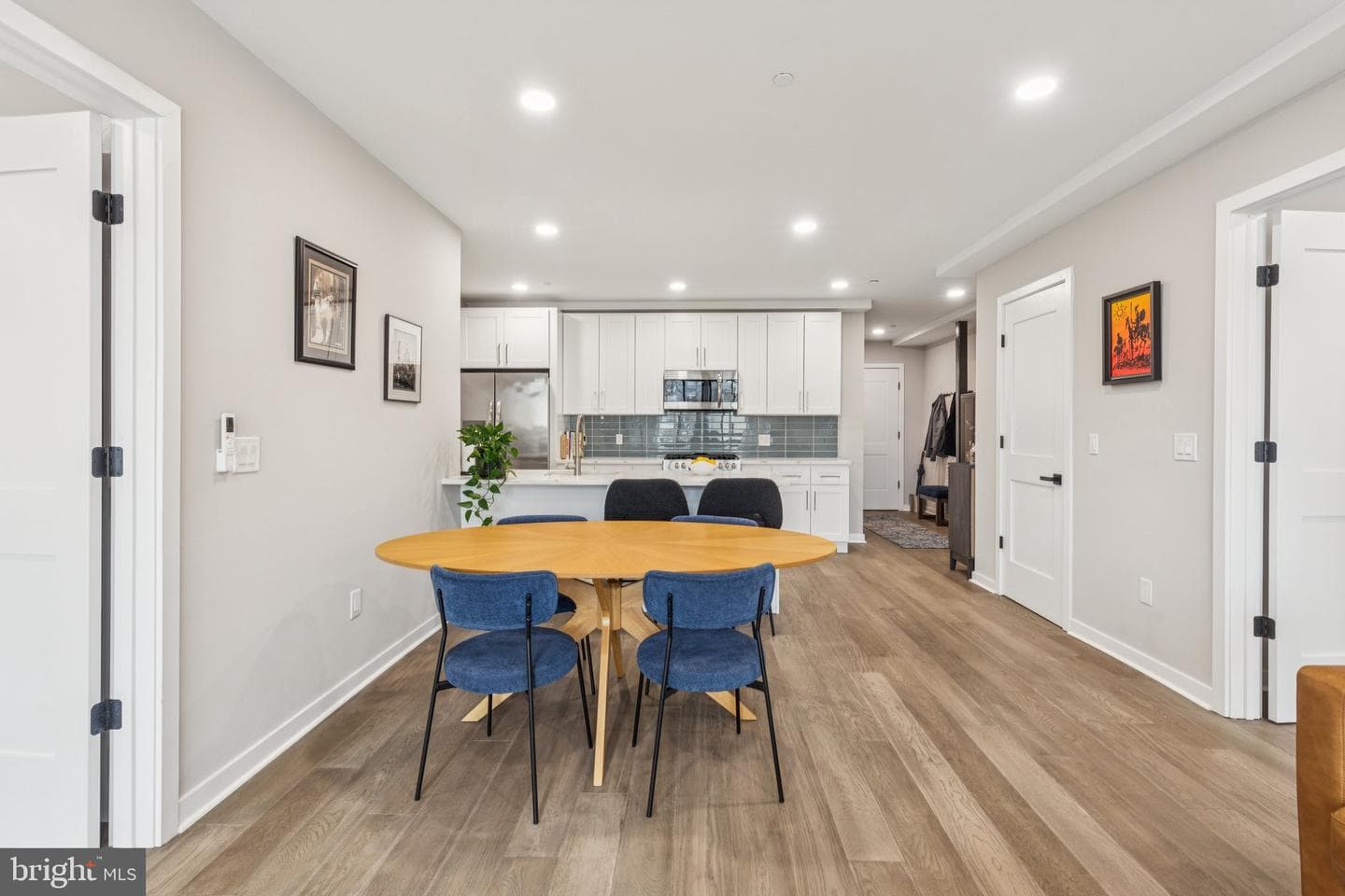 1648-50 Ridge Avenue #301 photo 12