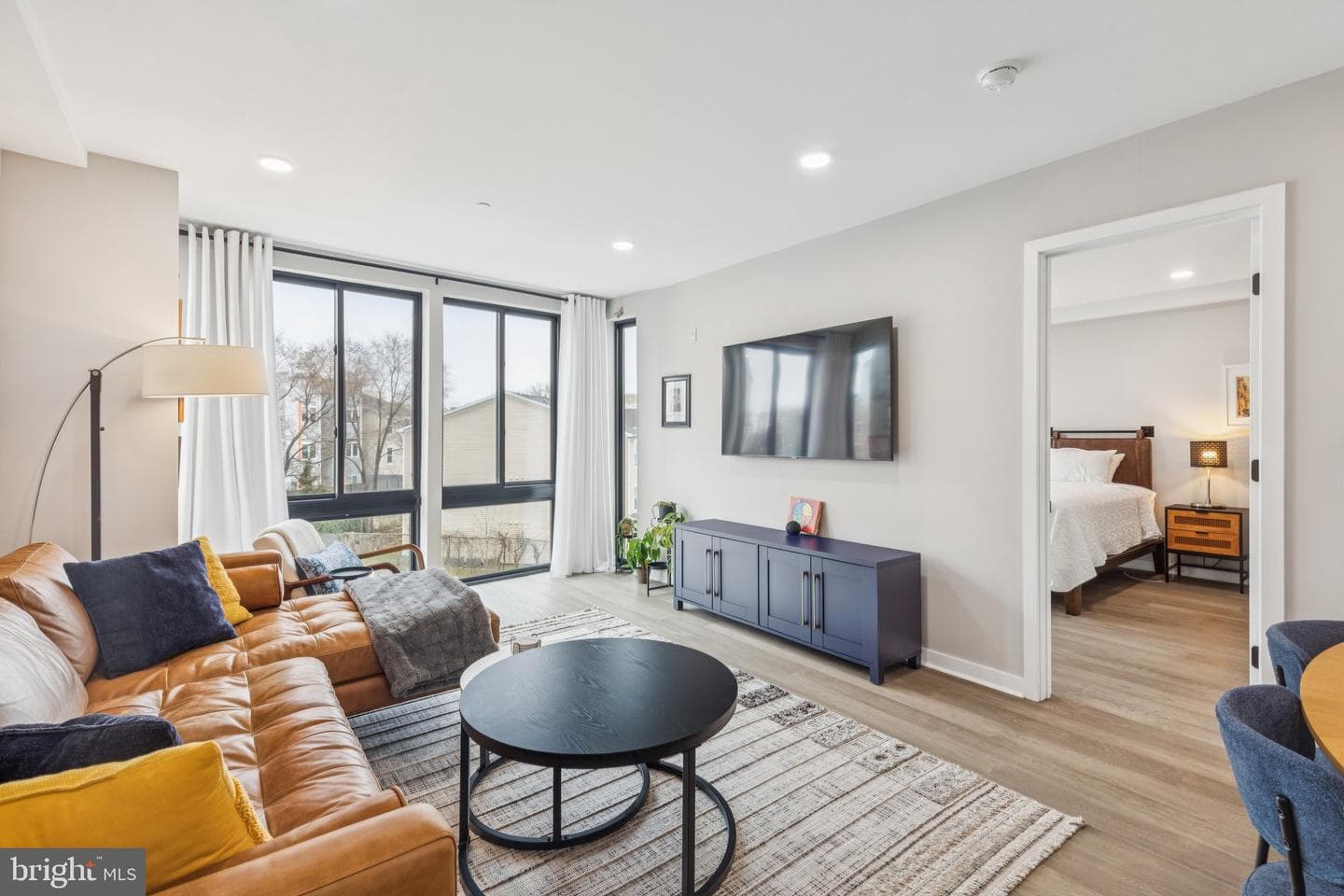 1648-50 Ridge Avenue #301 photo 14
