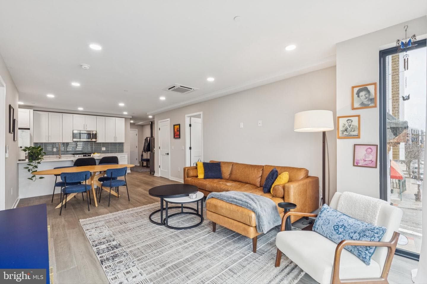 1648-50 Ridge Avenue #301 photo 16