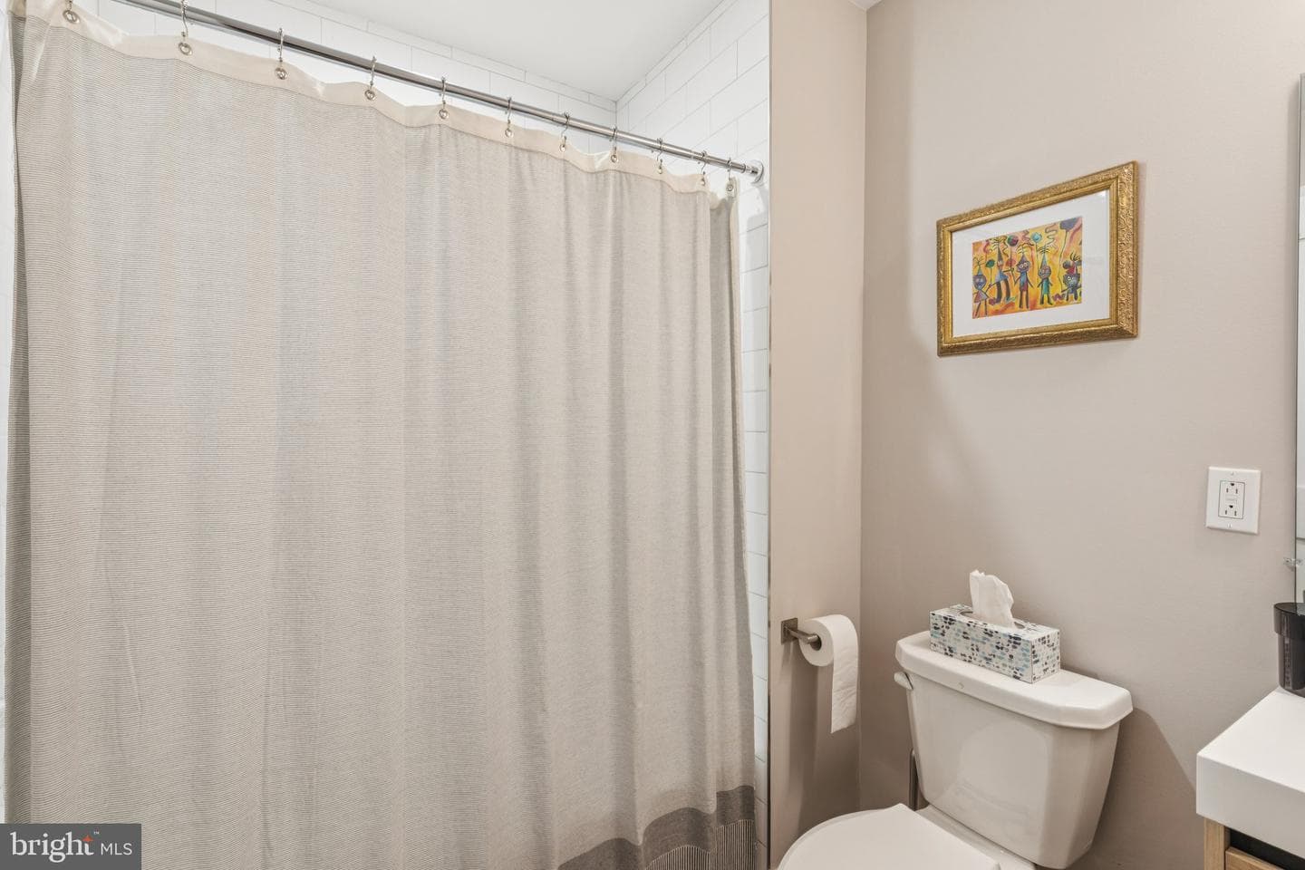 1648-50 Ridge Avenue #301 photo 22