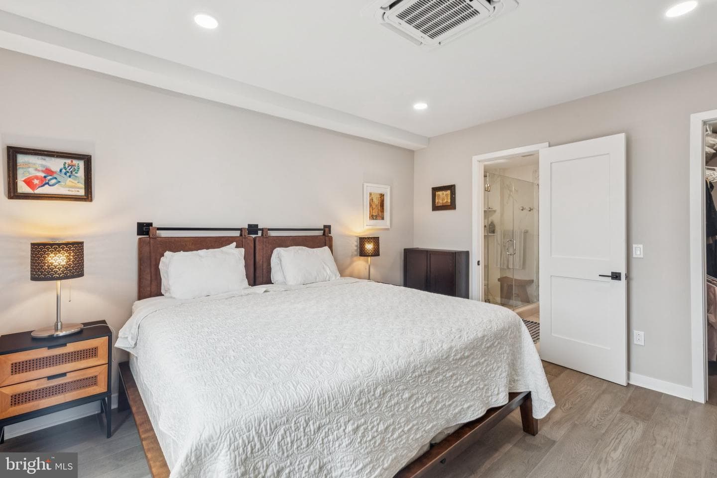 1648-50 Ridge Avenue #301 photo 26