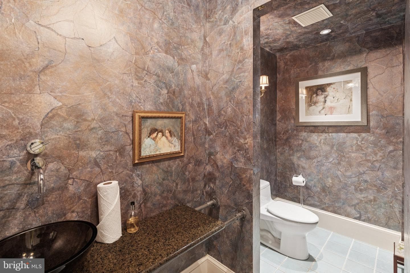 1811 Delancey Place photo 16
