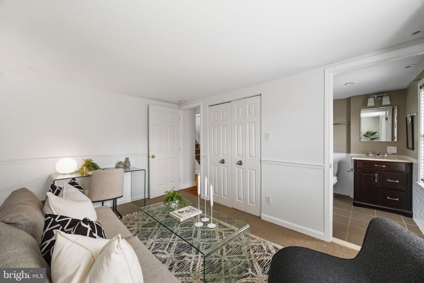 129 Bainbridge Street photo 29