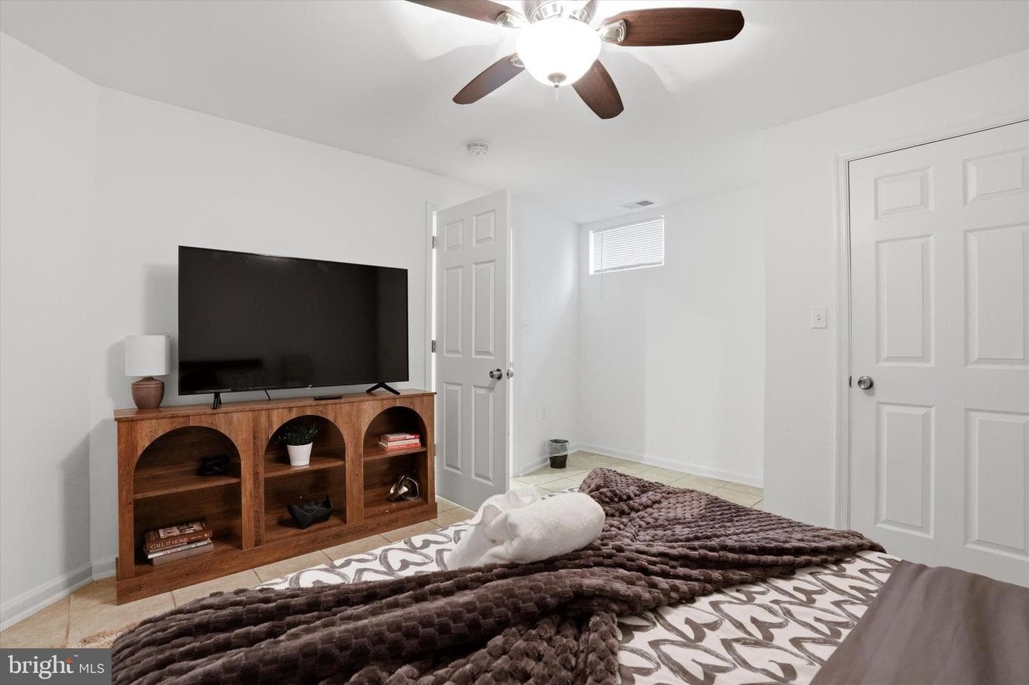 1011 N Orianna Street photo 41