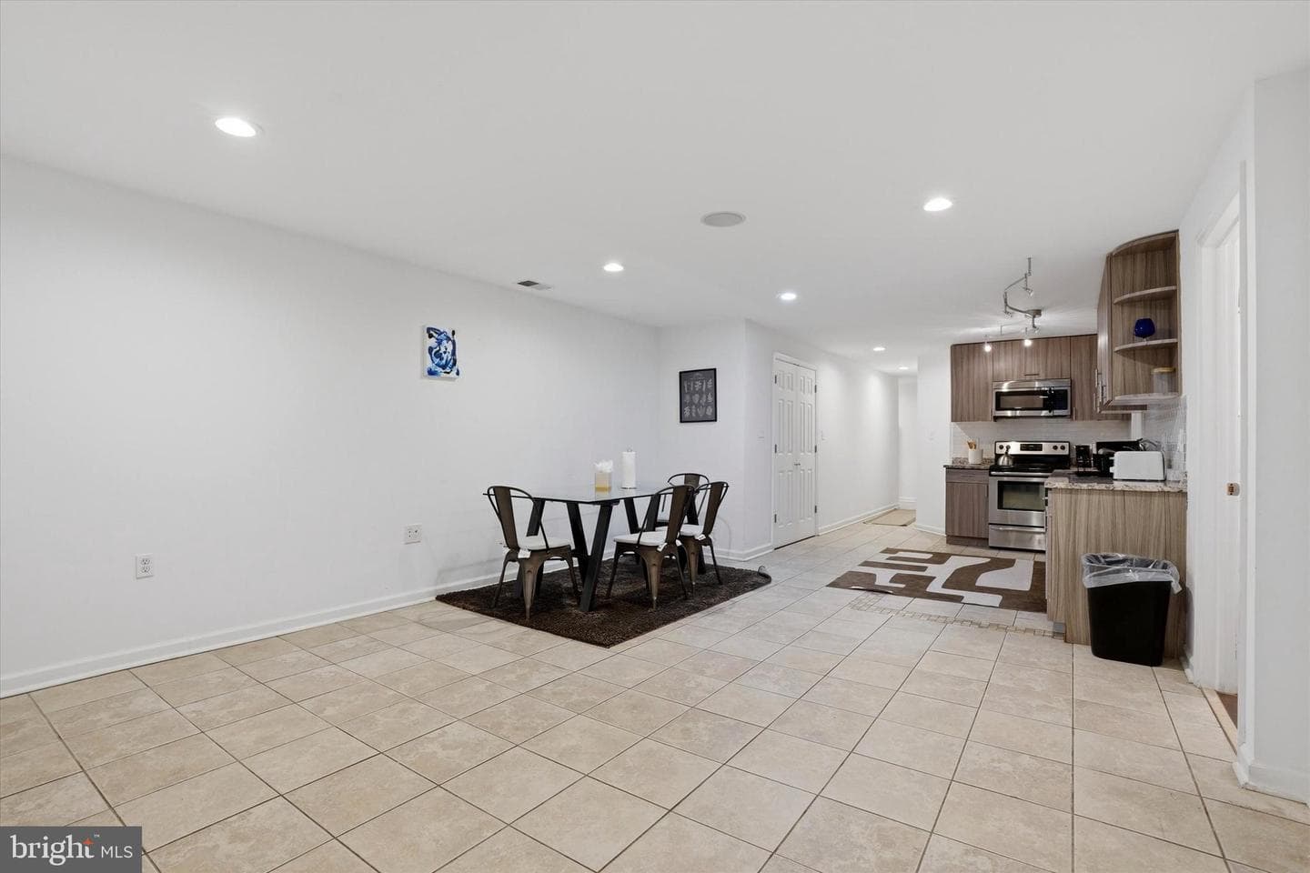 1011 N Orianna Street photo 45