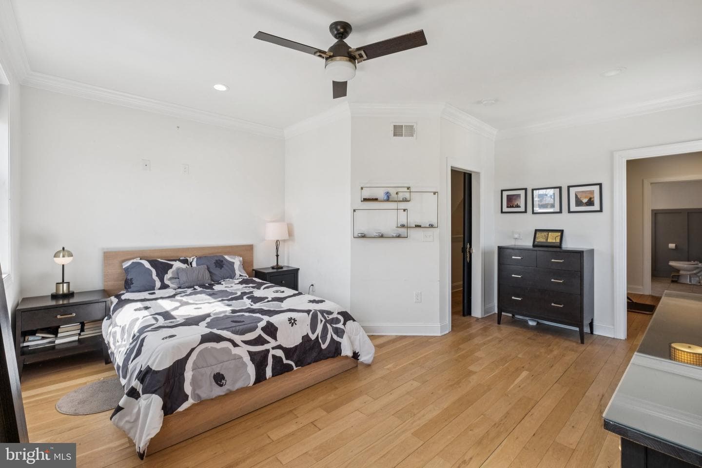 309 Greenwich Street photo 21