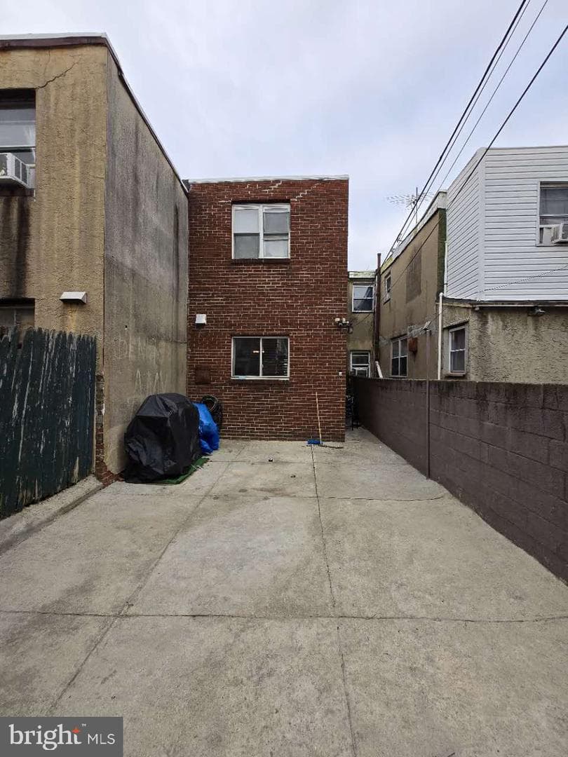 2109 S 9th Street photo 12