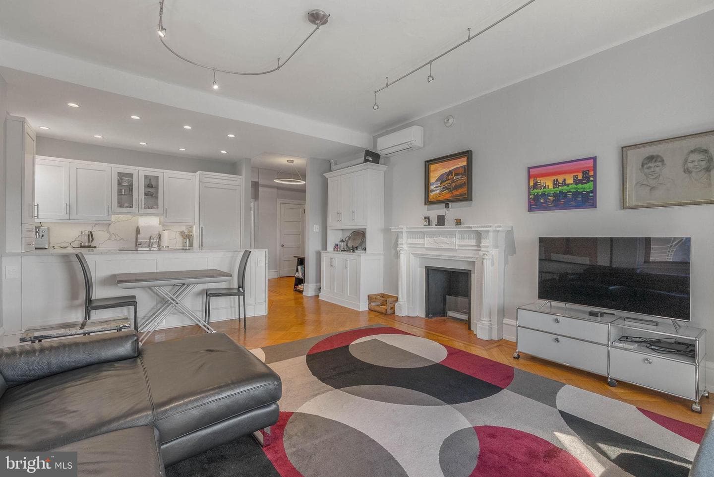 250 S 13th Street #12e photo 6