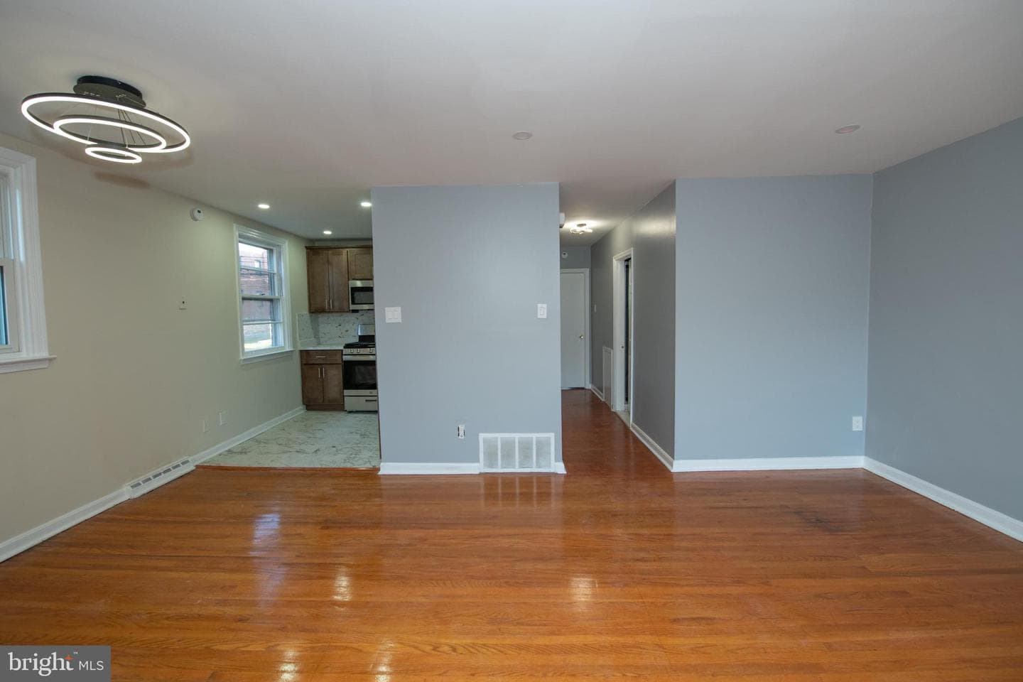 1230 Fuller Street photo 9