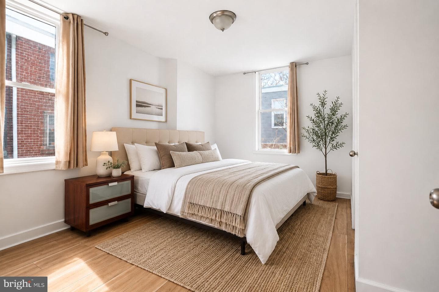 116 N Salford Street photo 12