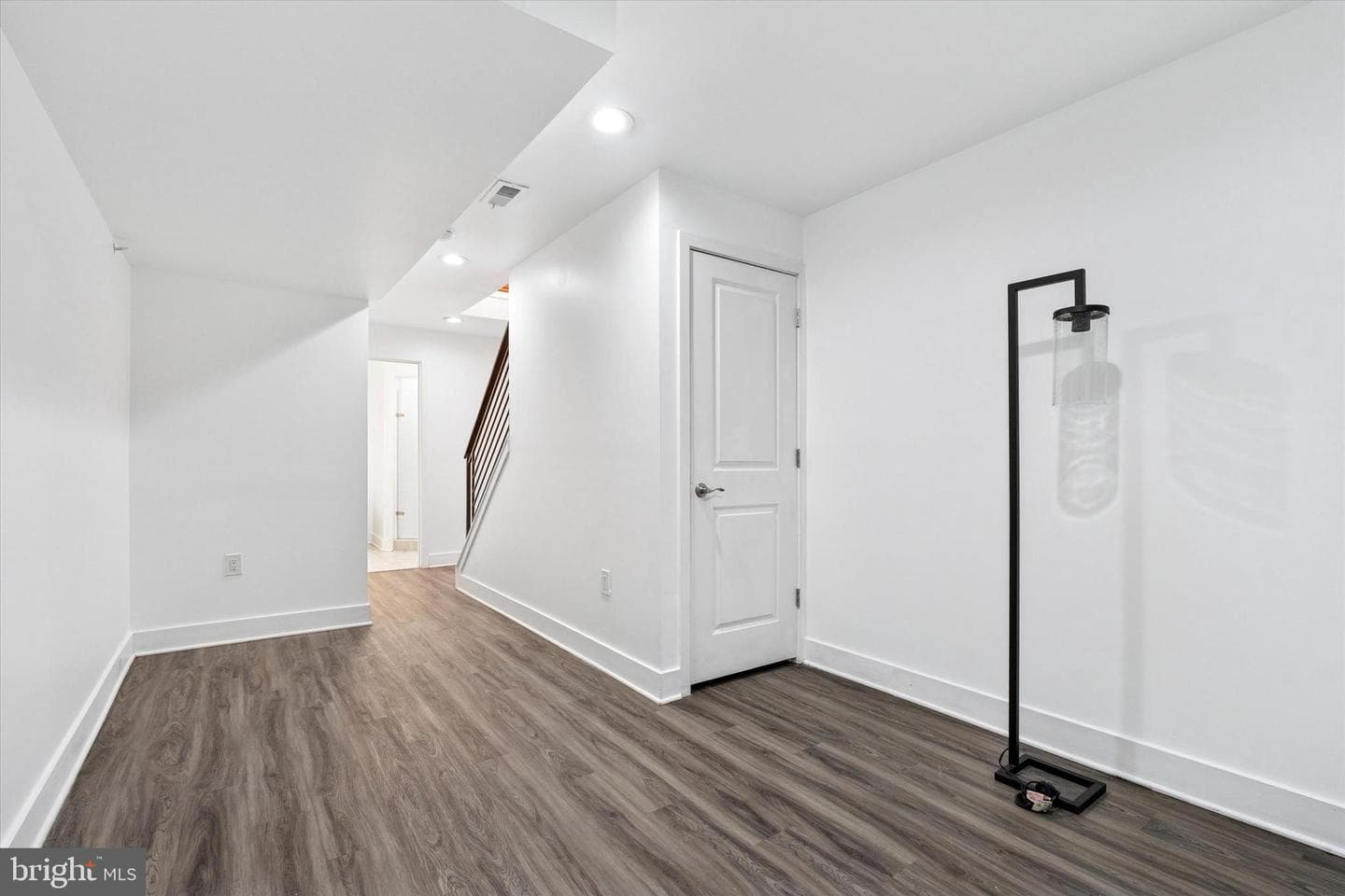 2127 Cross Street photo 22