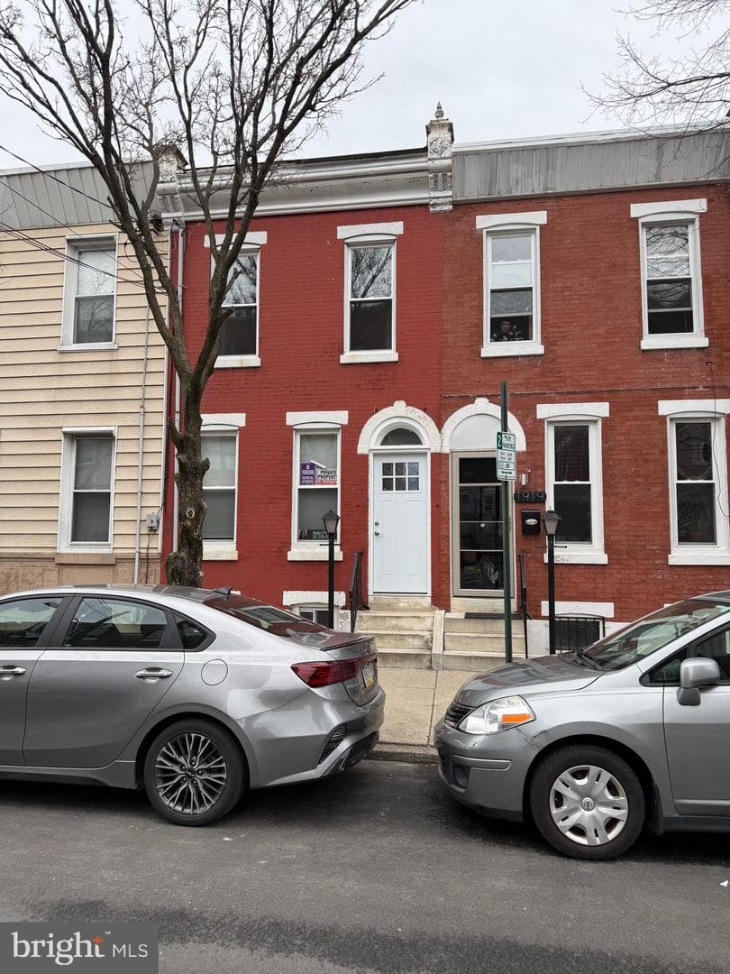 1921 N Hancock Street photo 29