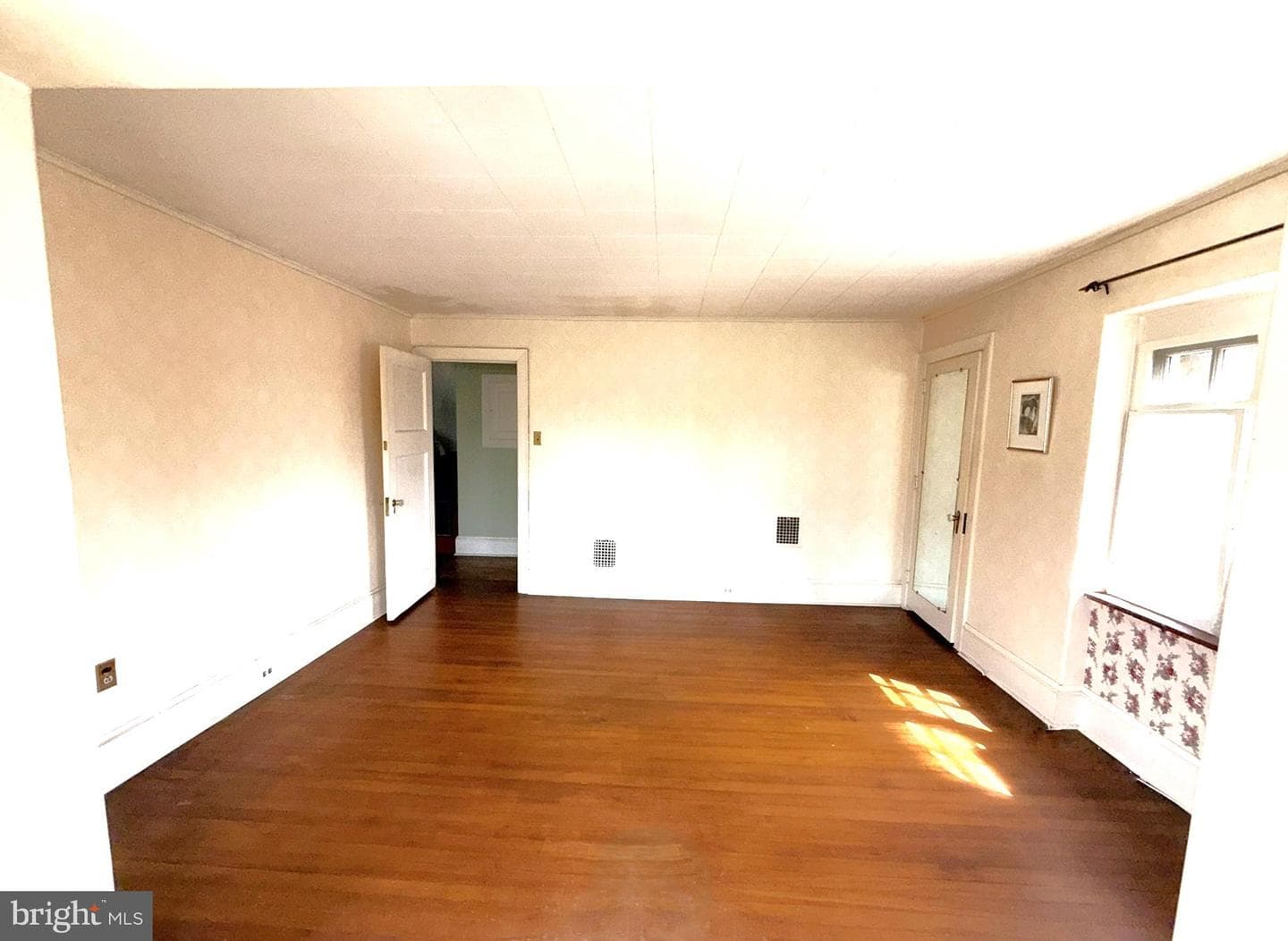 3130 W Penn Street photo 25