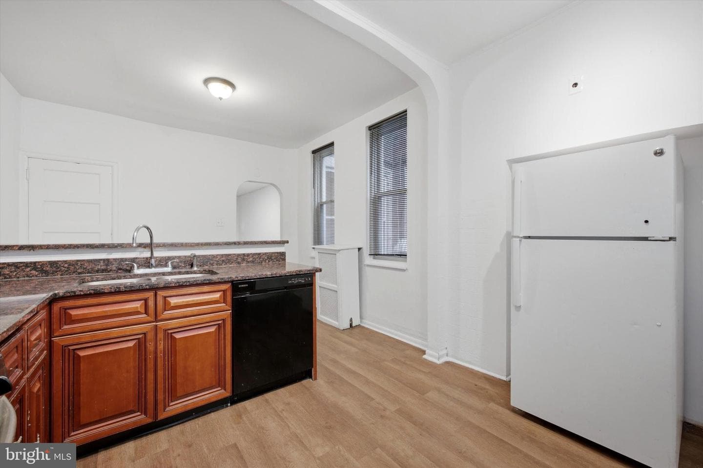 227 W Rockland Street photo 7