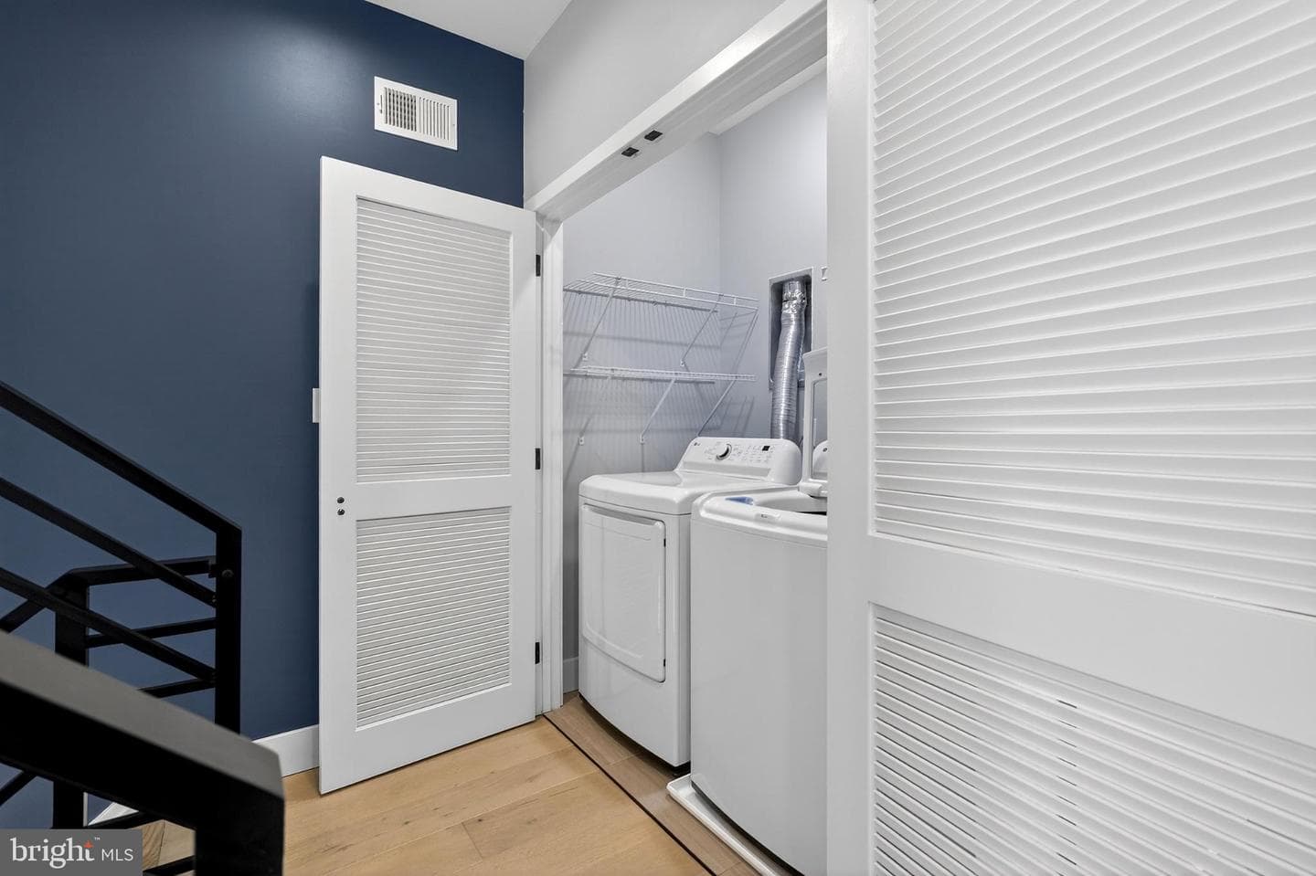 2840 Salmon Street photo 25