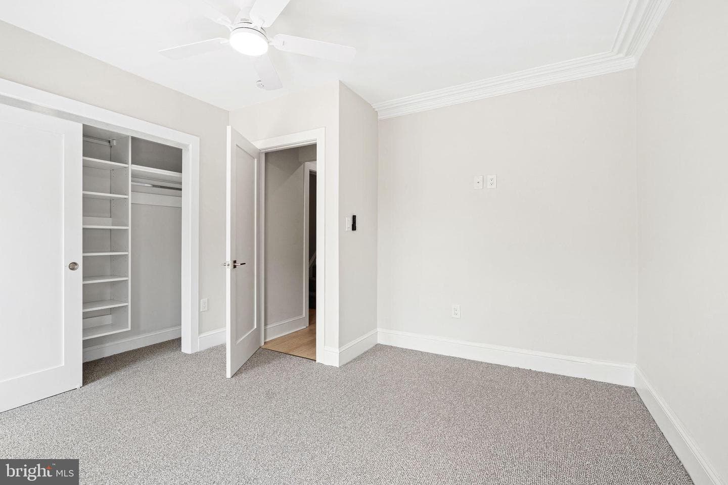 104 Seville Street photo 11