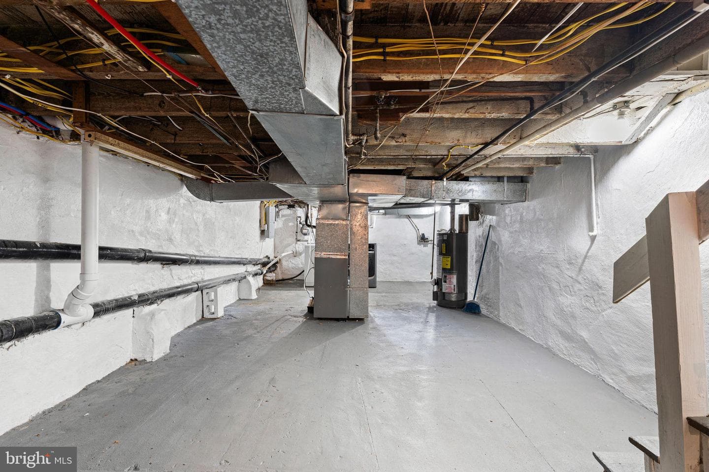 104 Seville Street photo 26