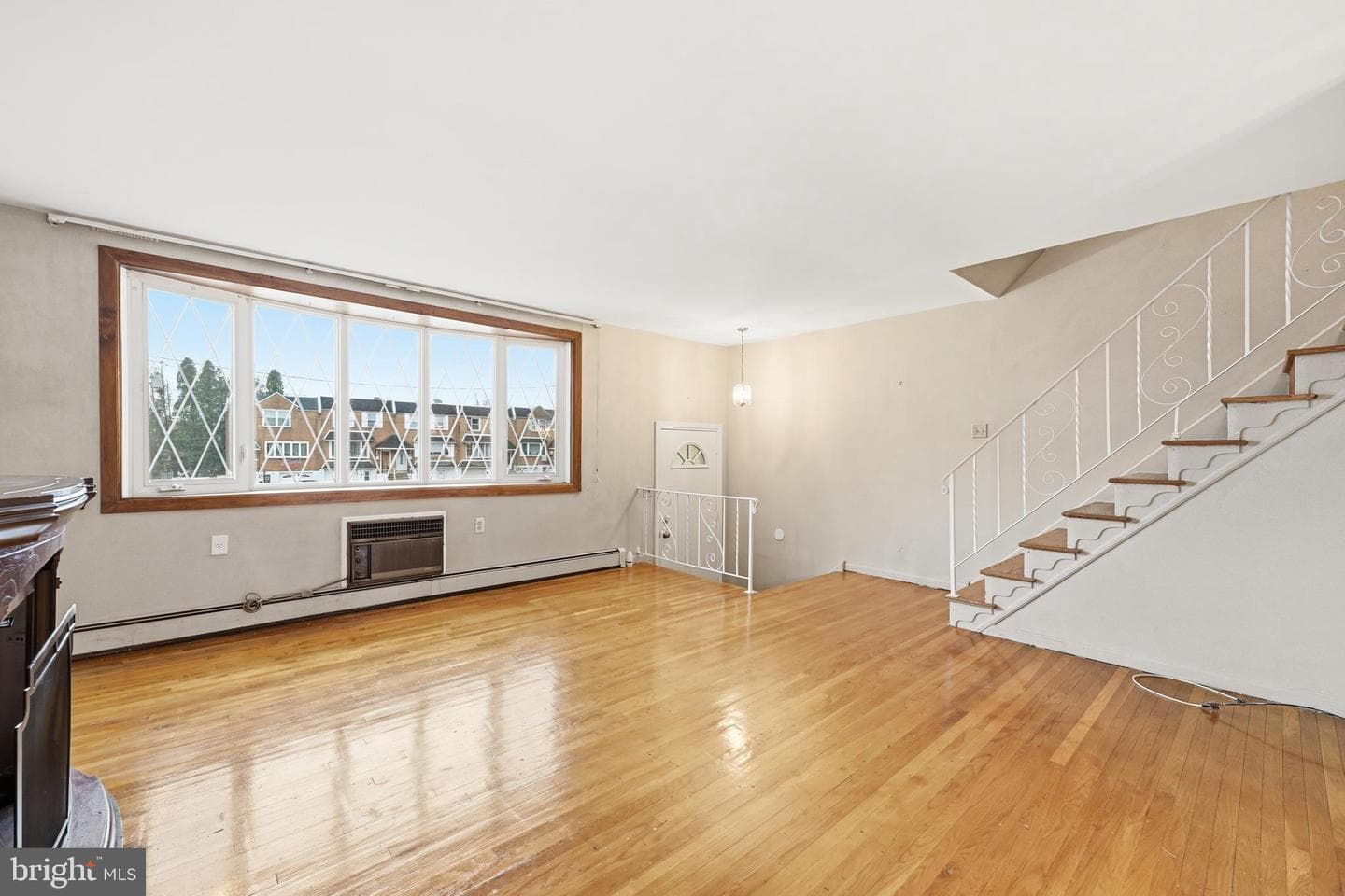 3209 Saxon Place photo 4