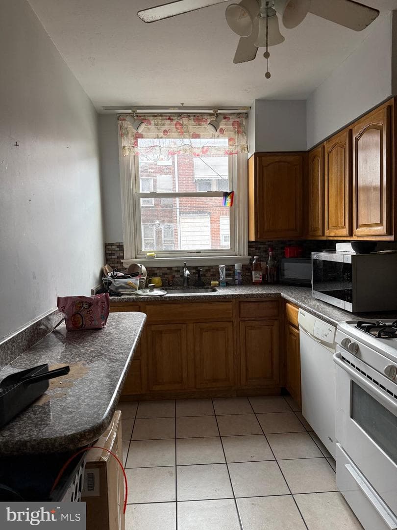 4232 Teesdale Street photo 4