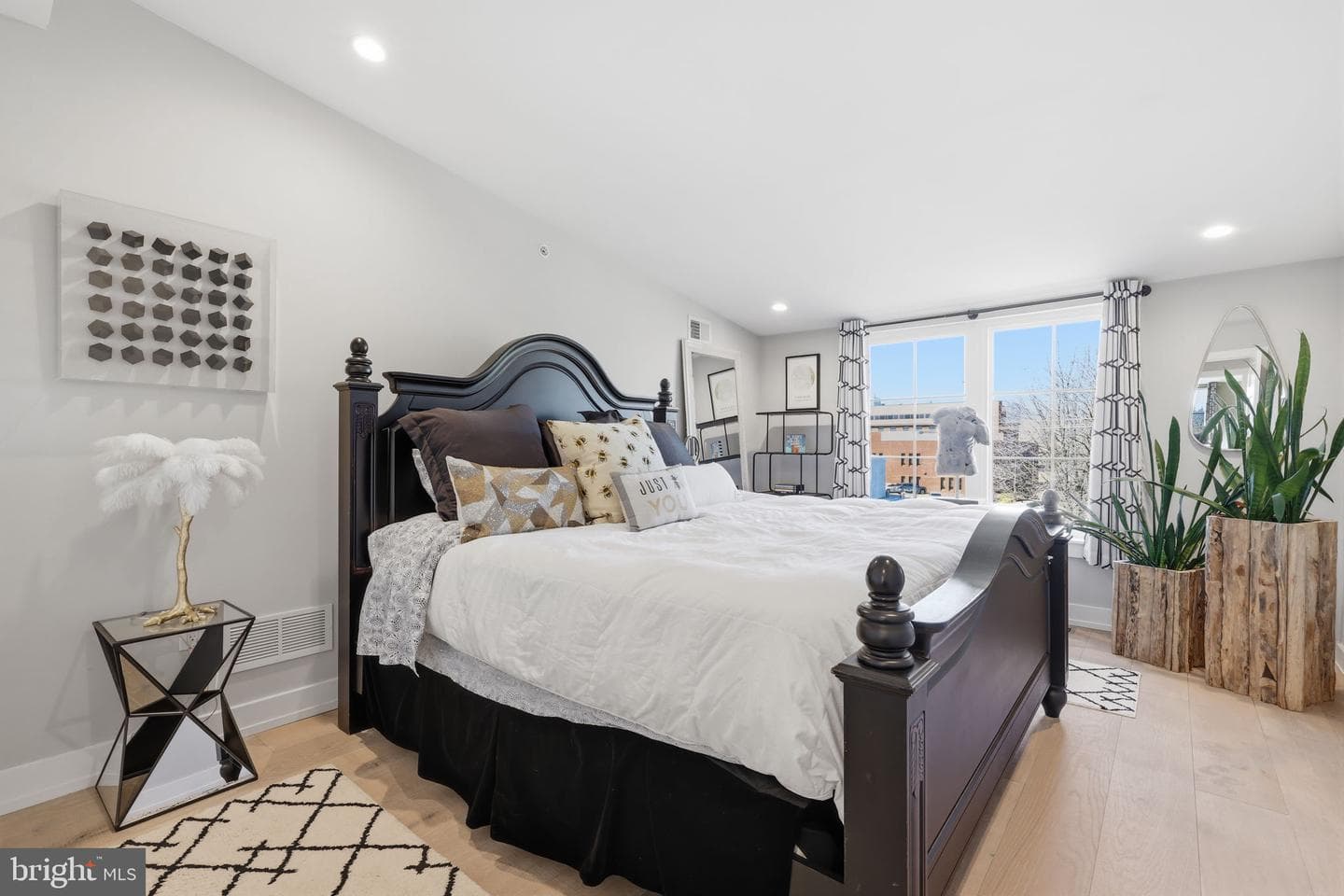 547 Walnut Lane photo 32