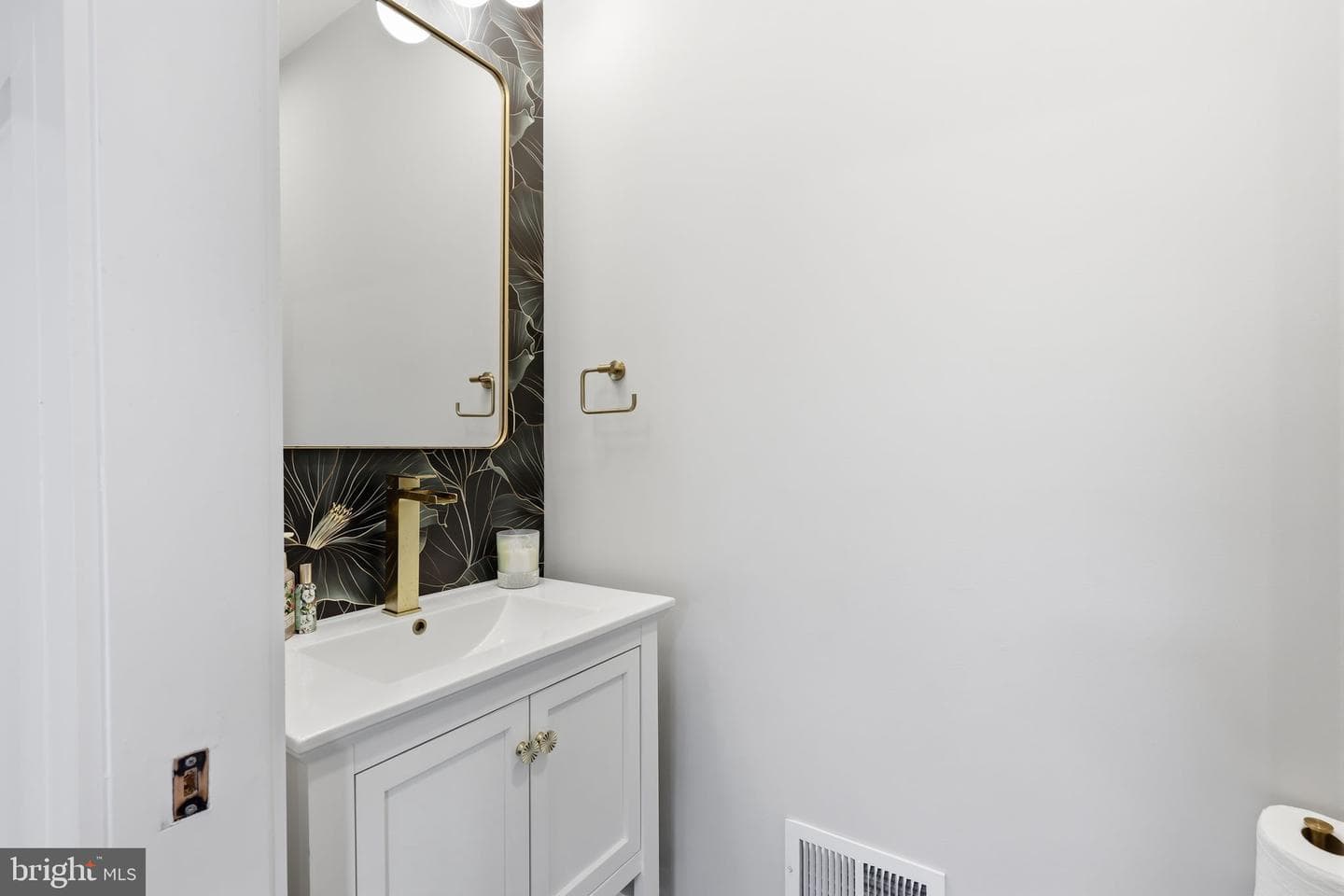 547 Walnut Lane photo 37