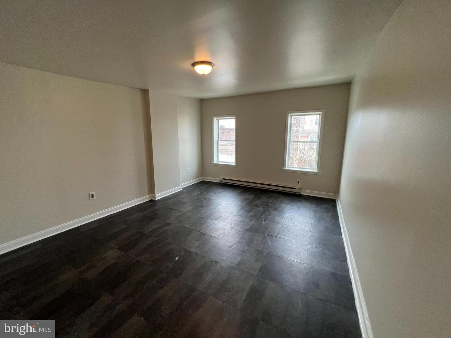 2221 N Fairhill Street photo 8
