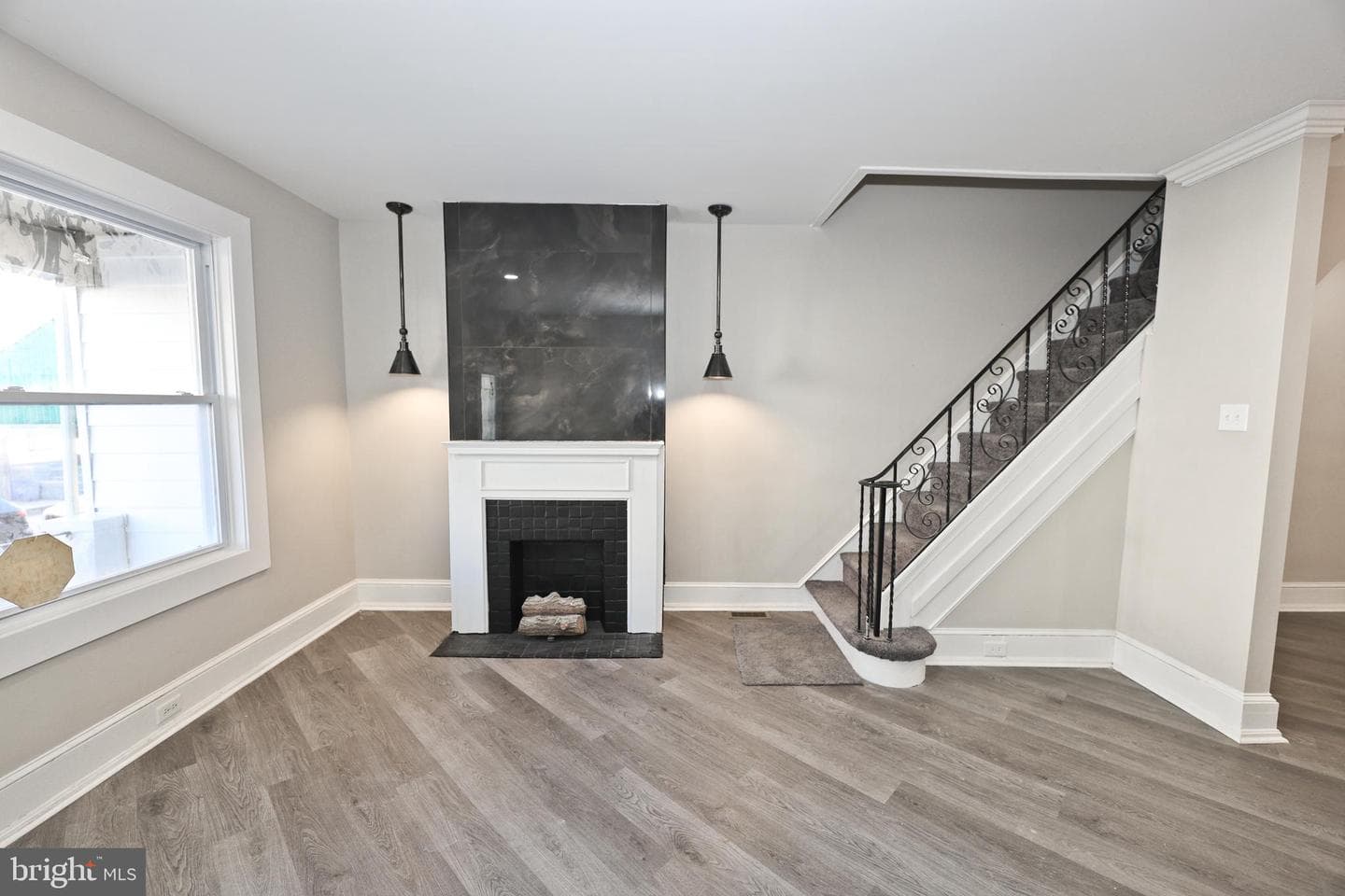 5836 Pemberton Street photo 16