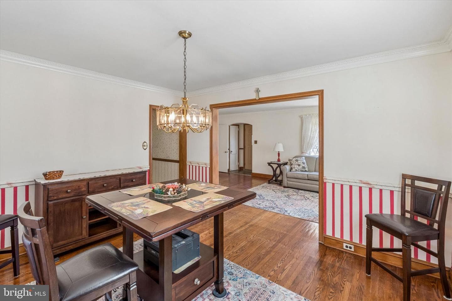 478 Aurania Street photo 10