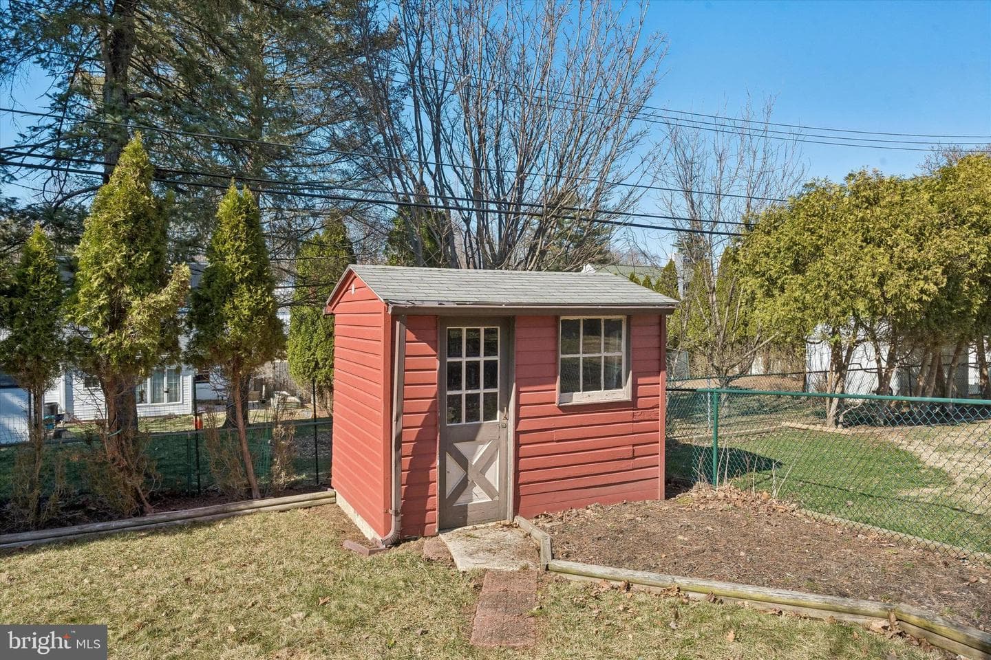 478 Aurania Street photo 19