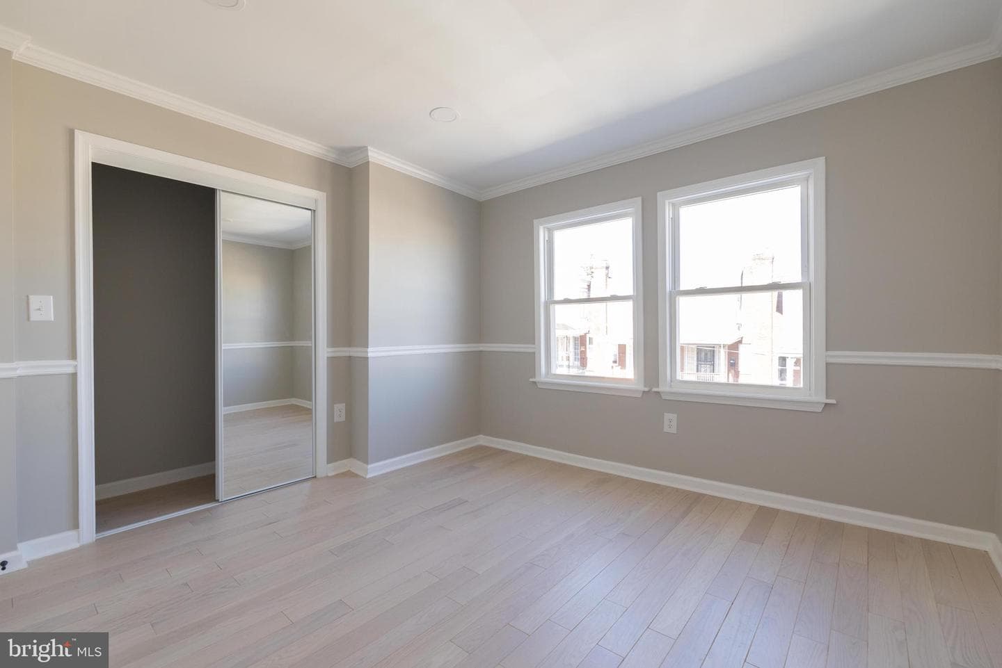 7732 Temple Road photo 9