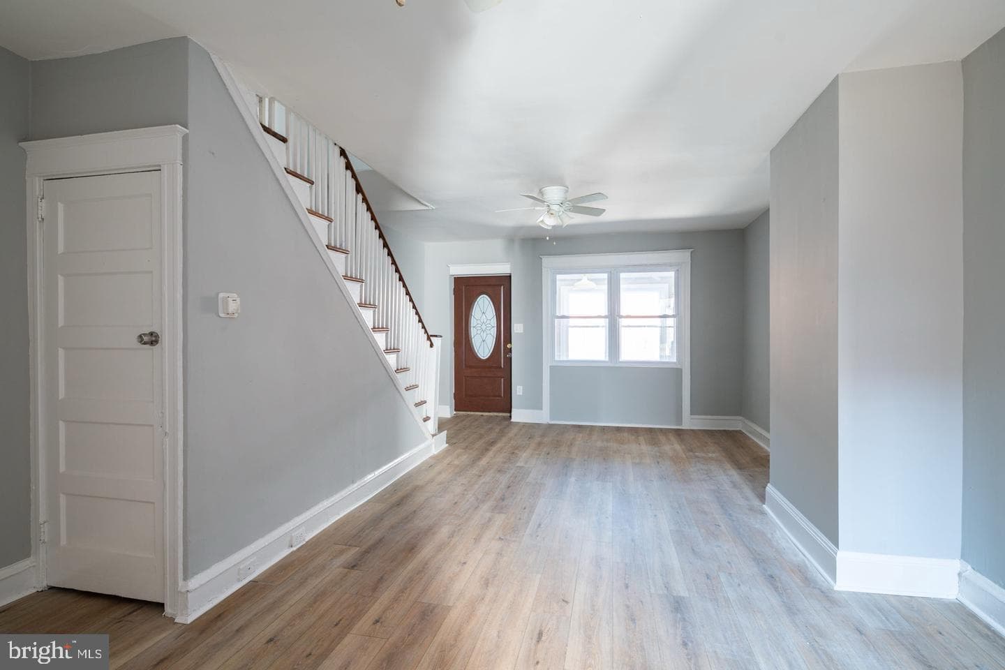 2271 E Cambria Street photo 14