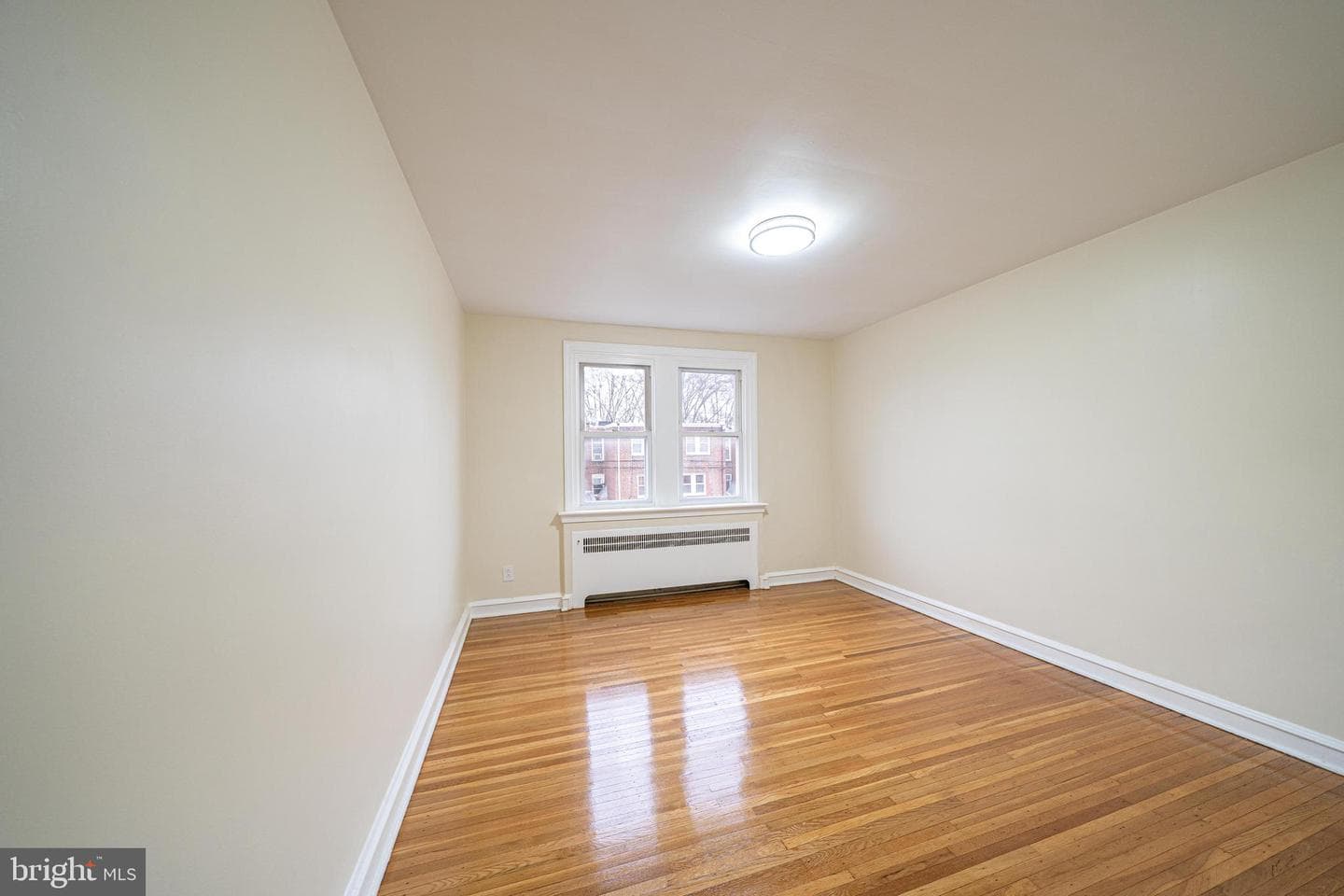 423 Alcott Street photo 18