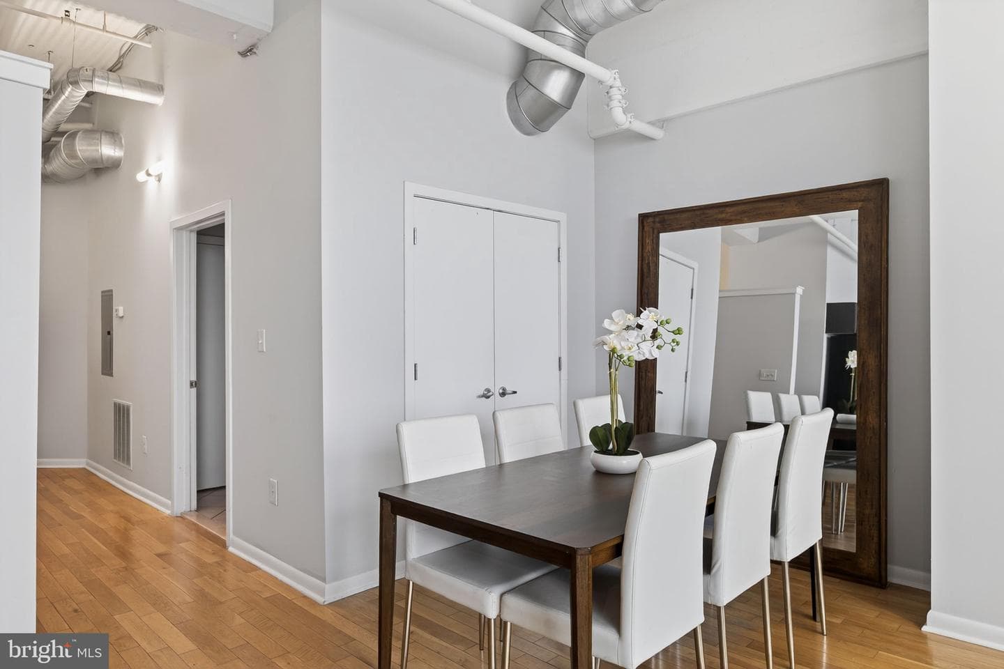 2200 Arch Street #913 photo 10