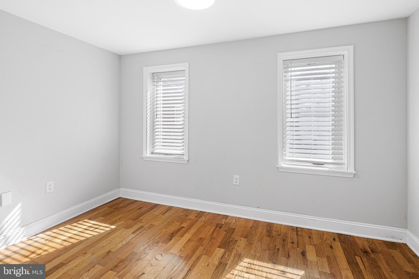 1609 W Stiles Street photo 18