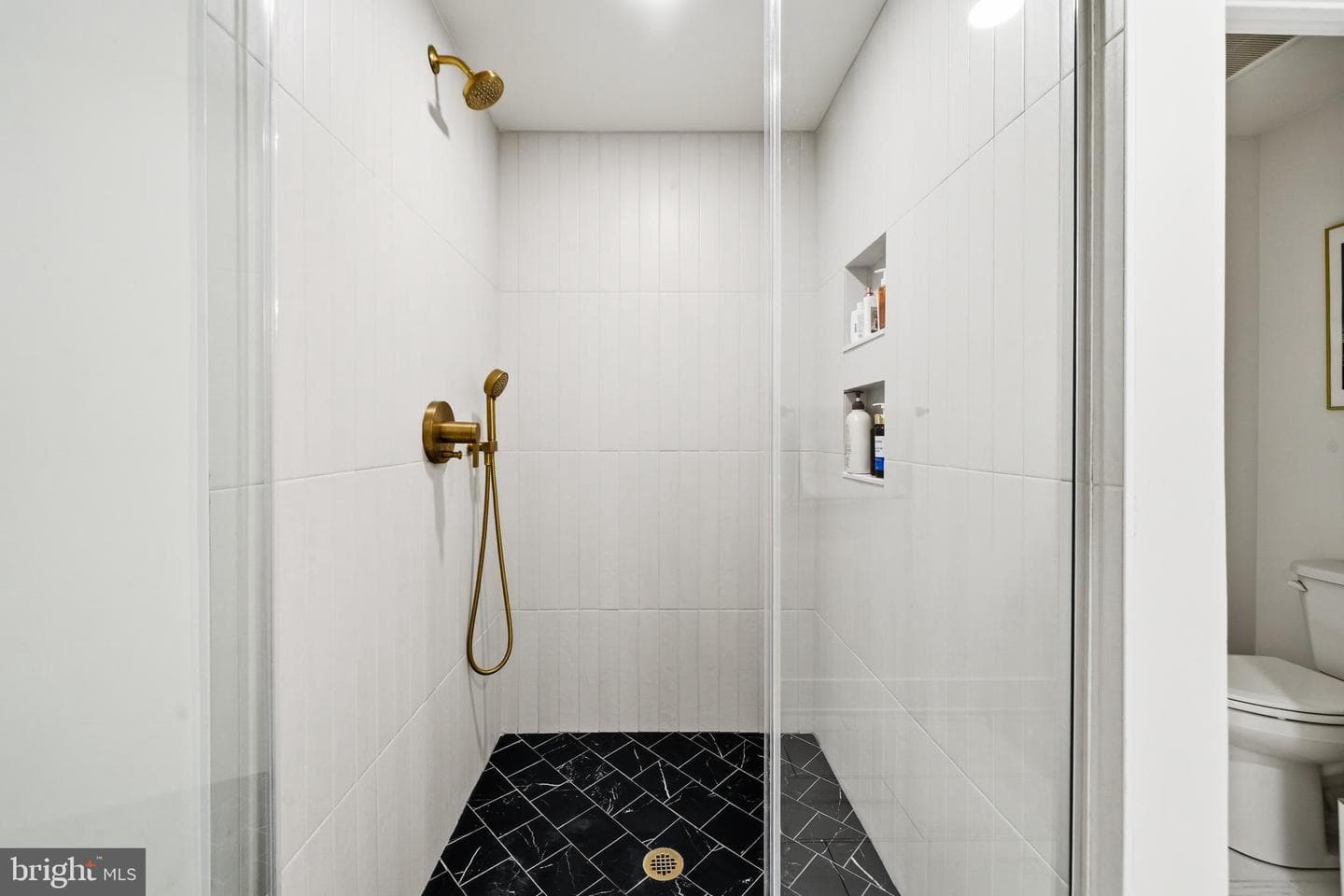 1115 N American Street #b2 photo 17