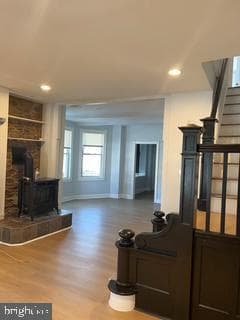 335 Unruh Avenue photo 4