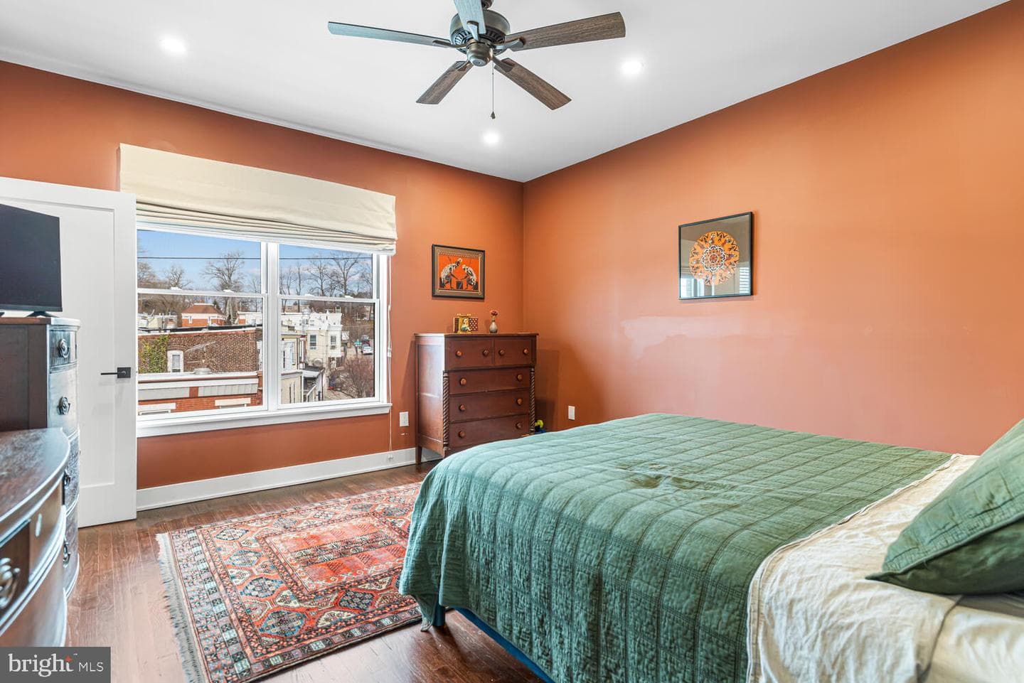 3600 Calumet Street photo 34
