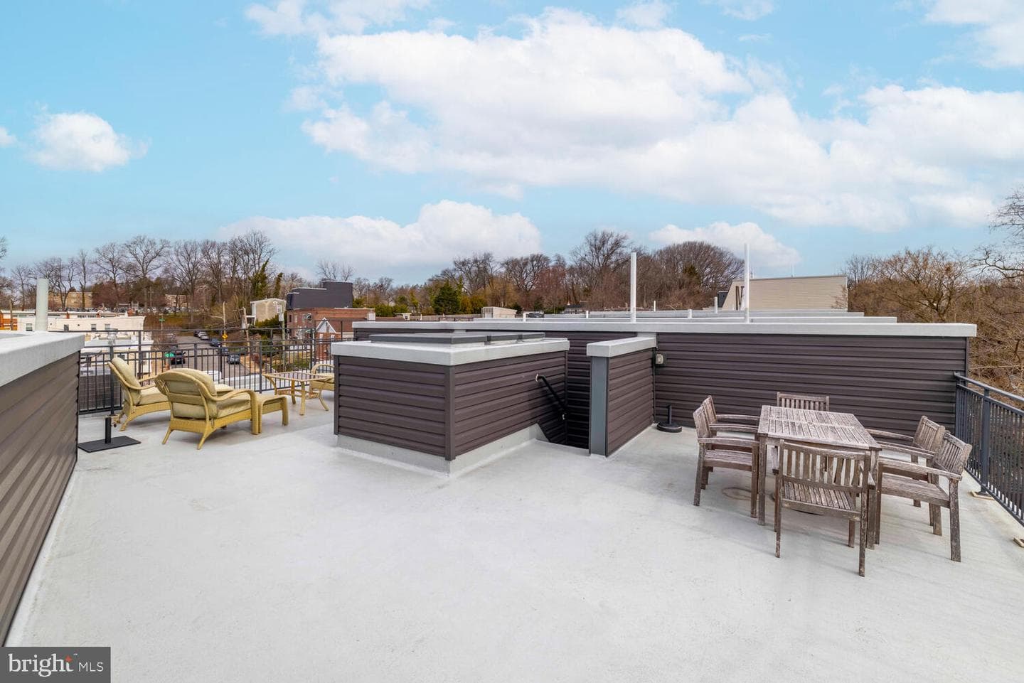 3600 Calumet Street photo 39