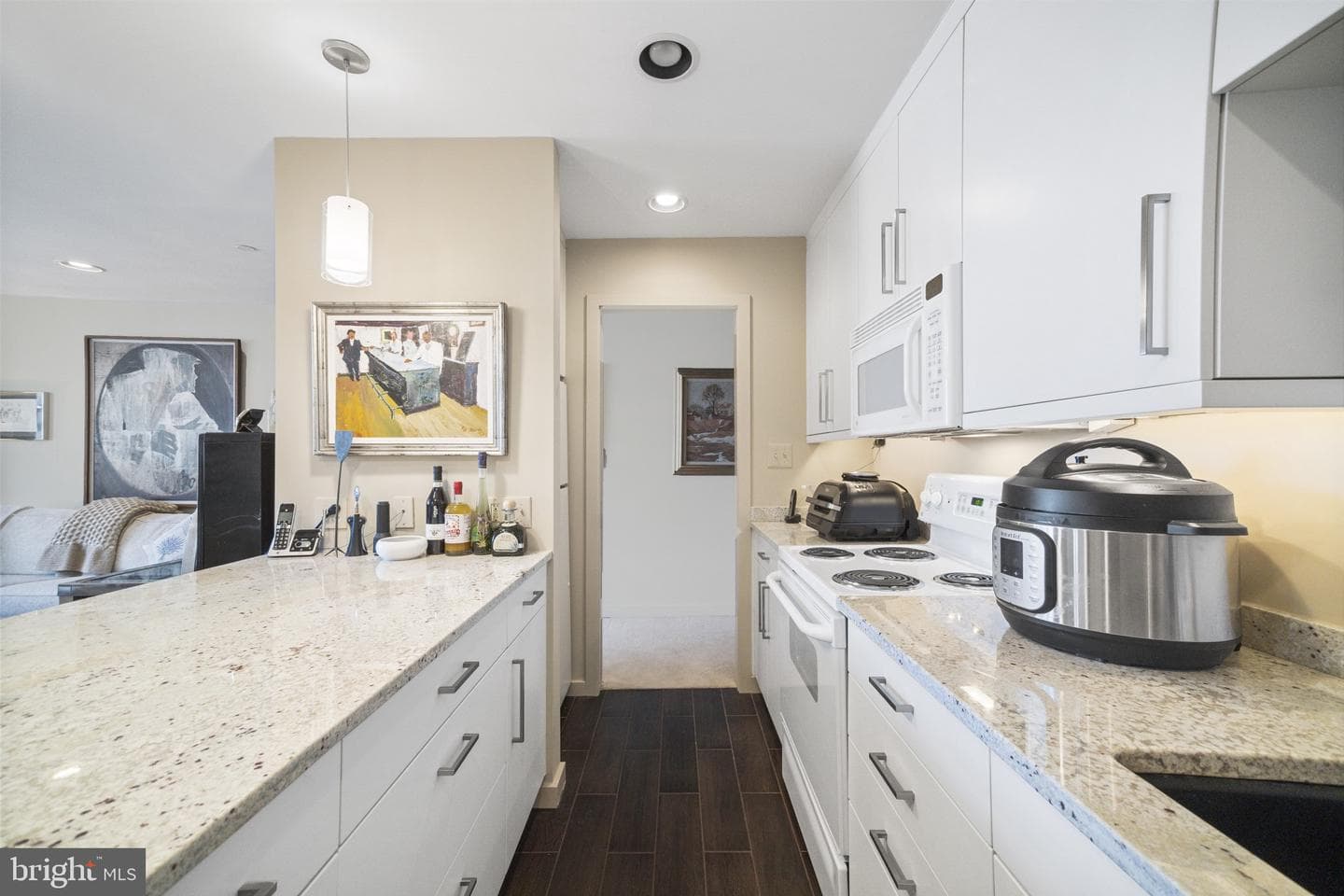 1919 Chestnut Street #2901/02/24 photo 41
