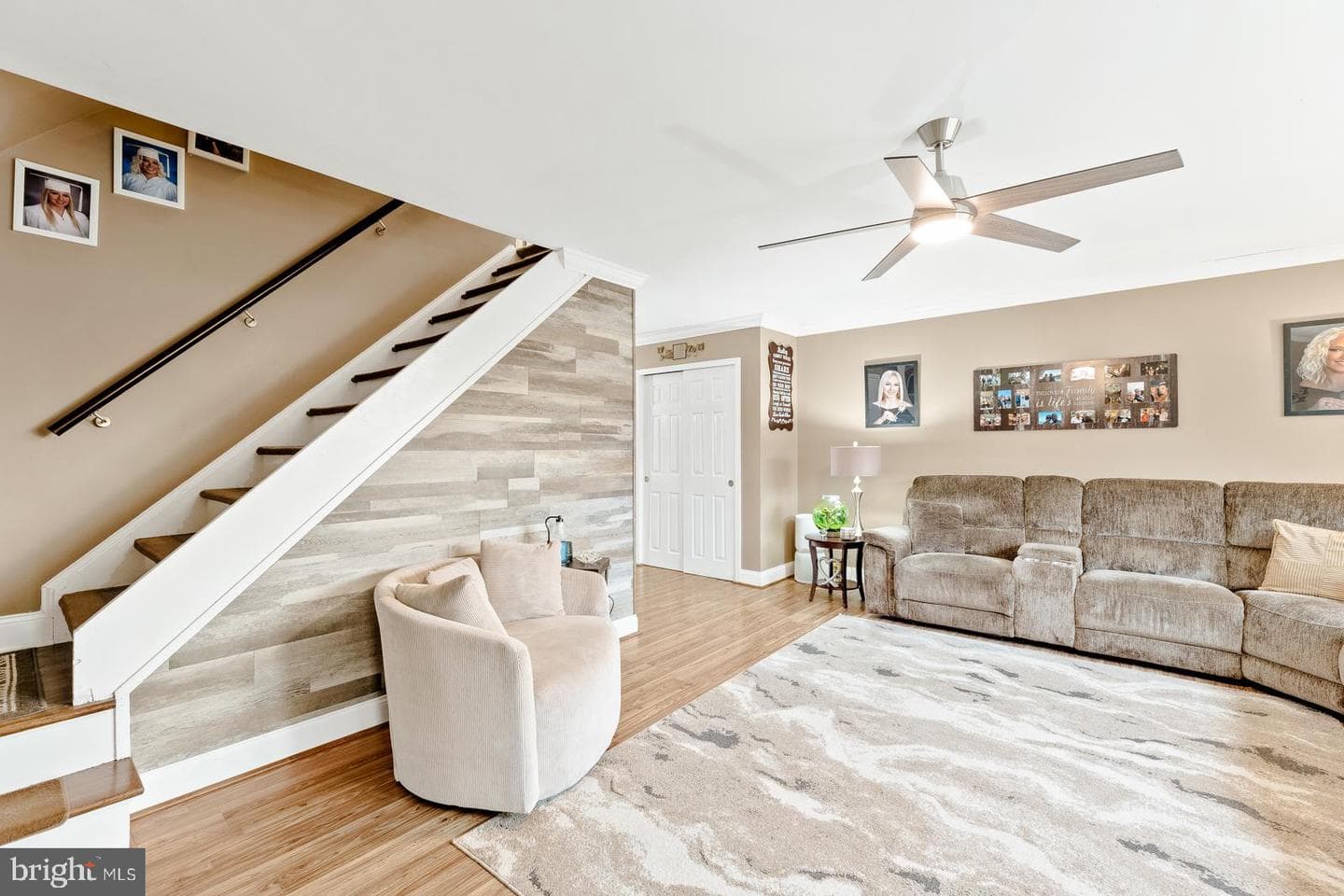 12464 Sweet Briar Place photo 6