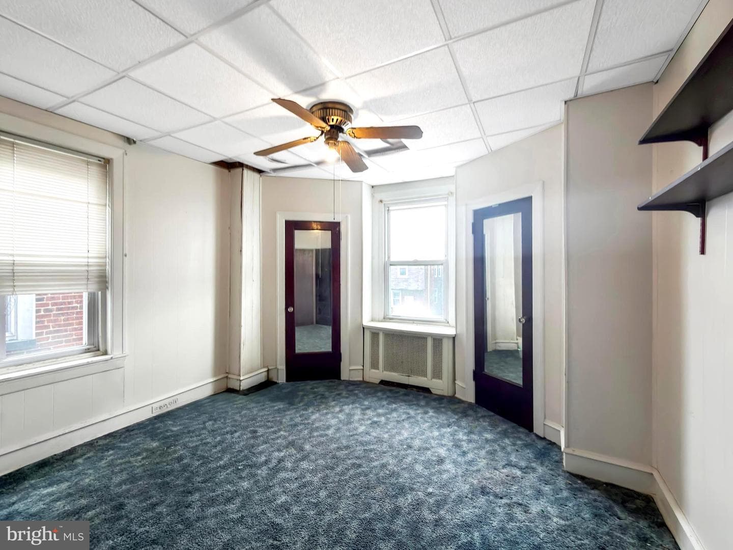 6144 Catharine Street photo 17