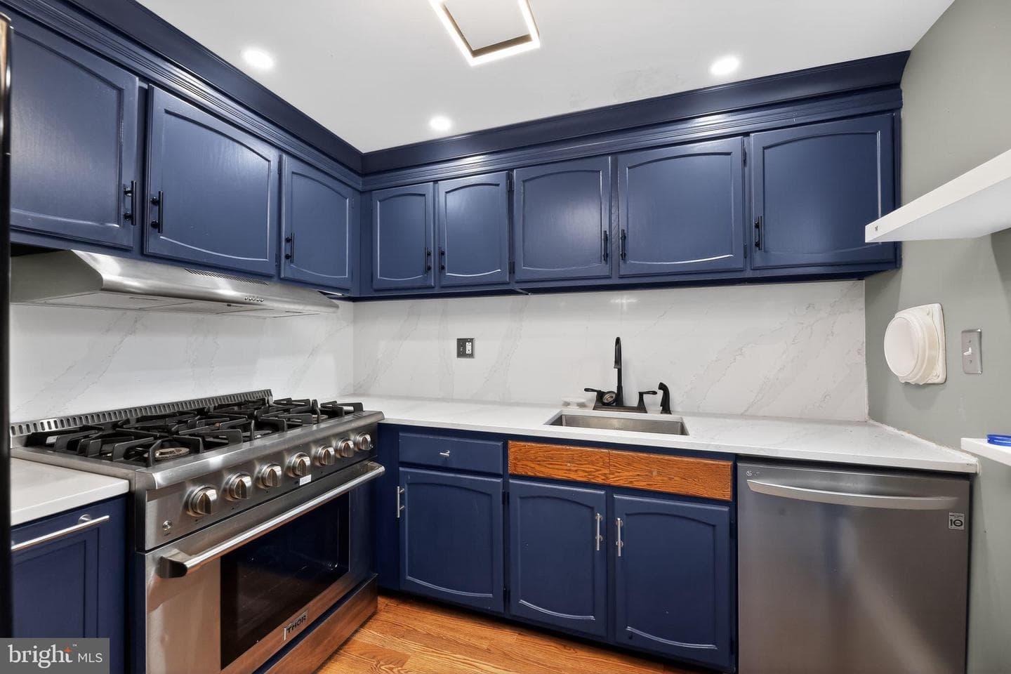 12030 Alberta Drive photo 6
