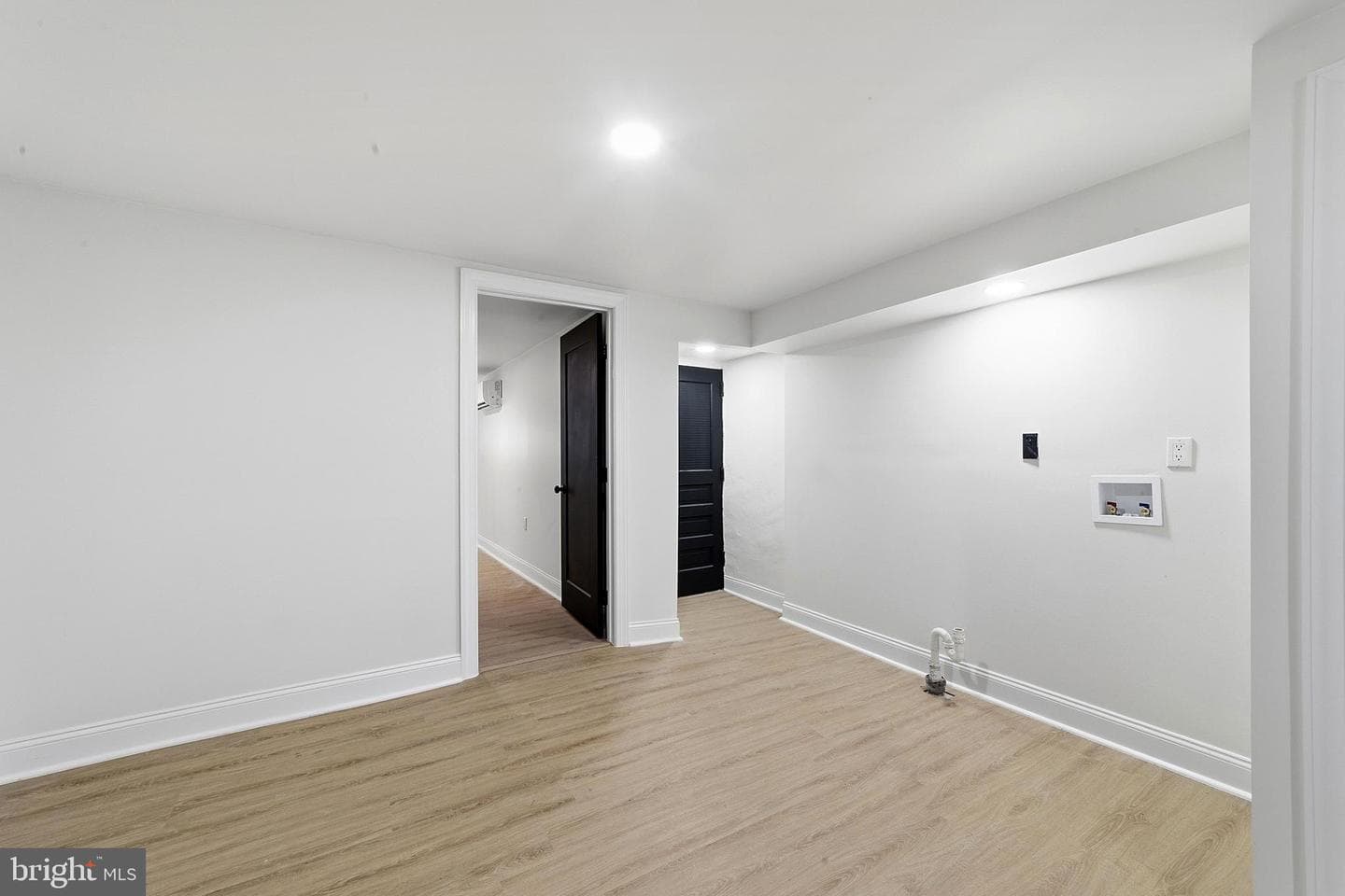 6139 N Franklin Street photo 24