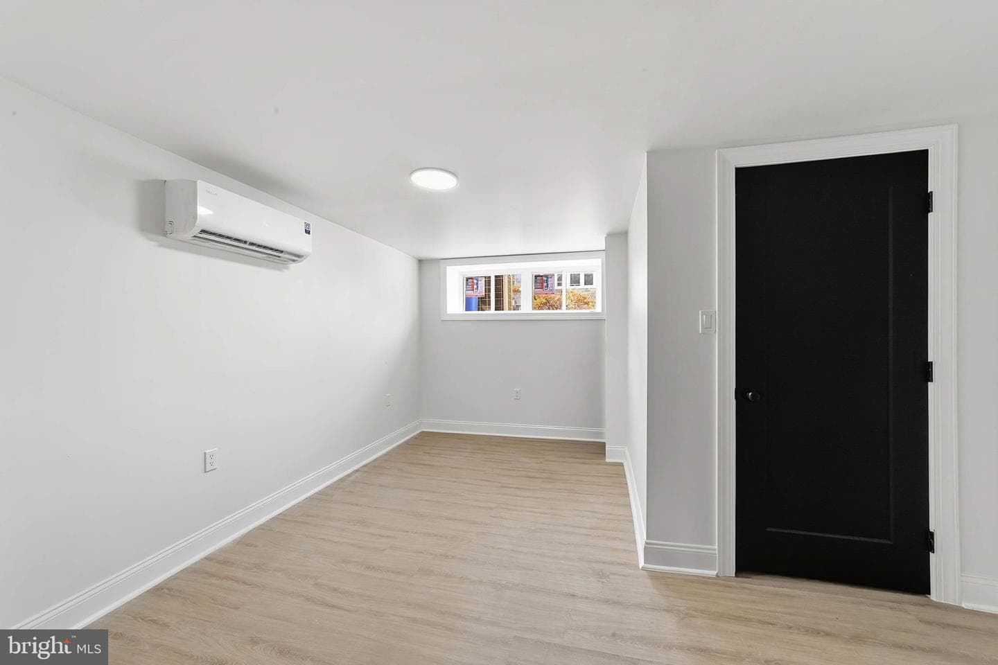 6139 N Franklin Street photo 25