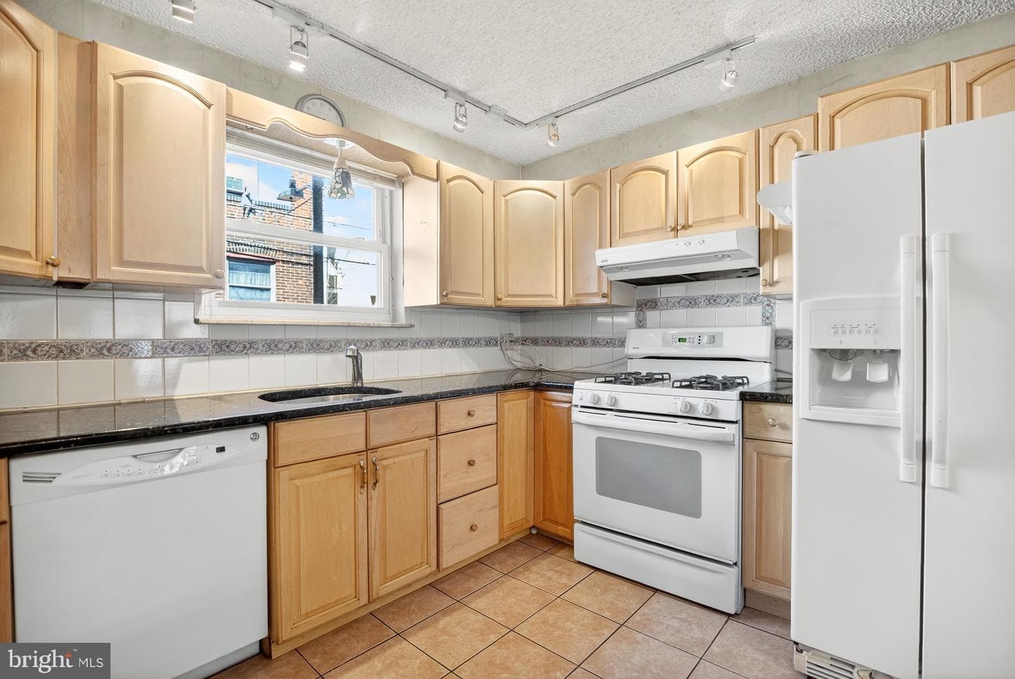 2844 S 11th Street photo 5