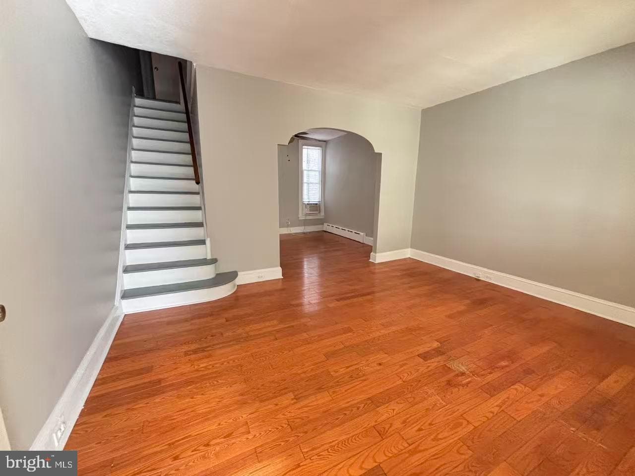 4737 Oakmont Street photo 3
