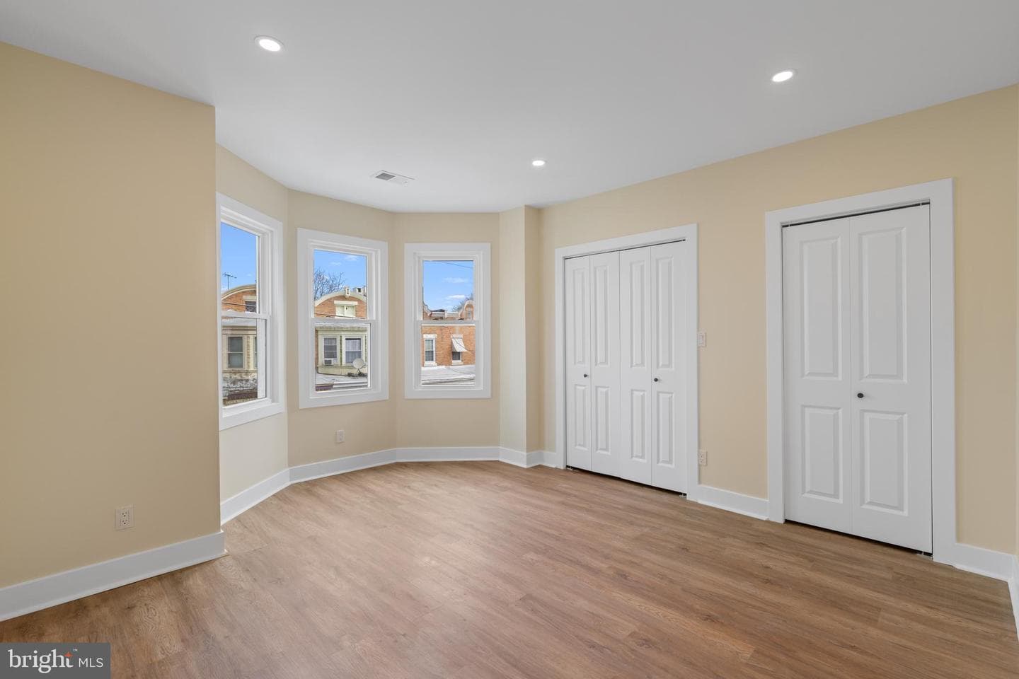 530 Arthur Street photo 26