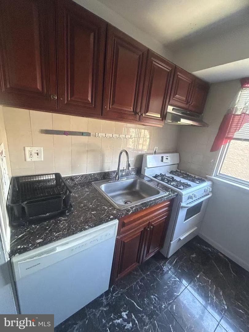 9921 Bustleton Avenue #y10 photo 1