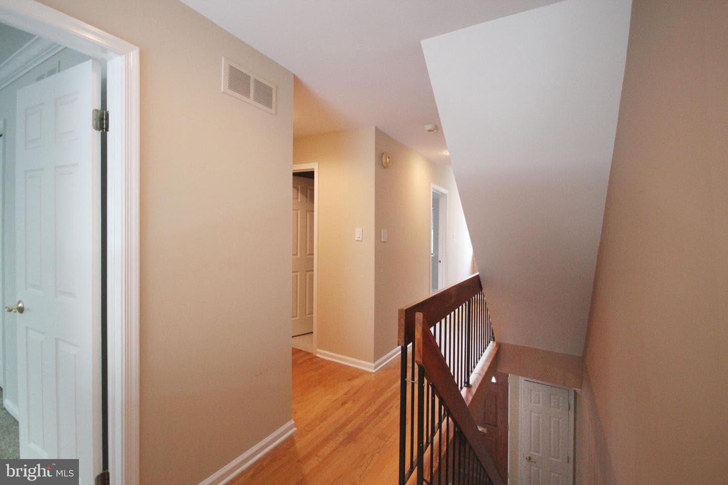 2128 Appletree Street photo 10