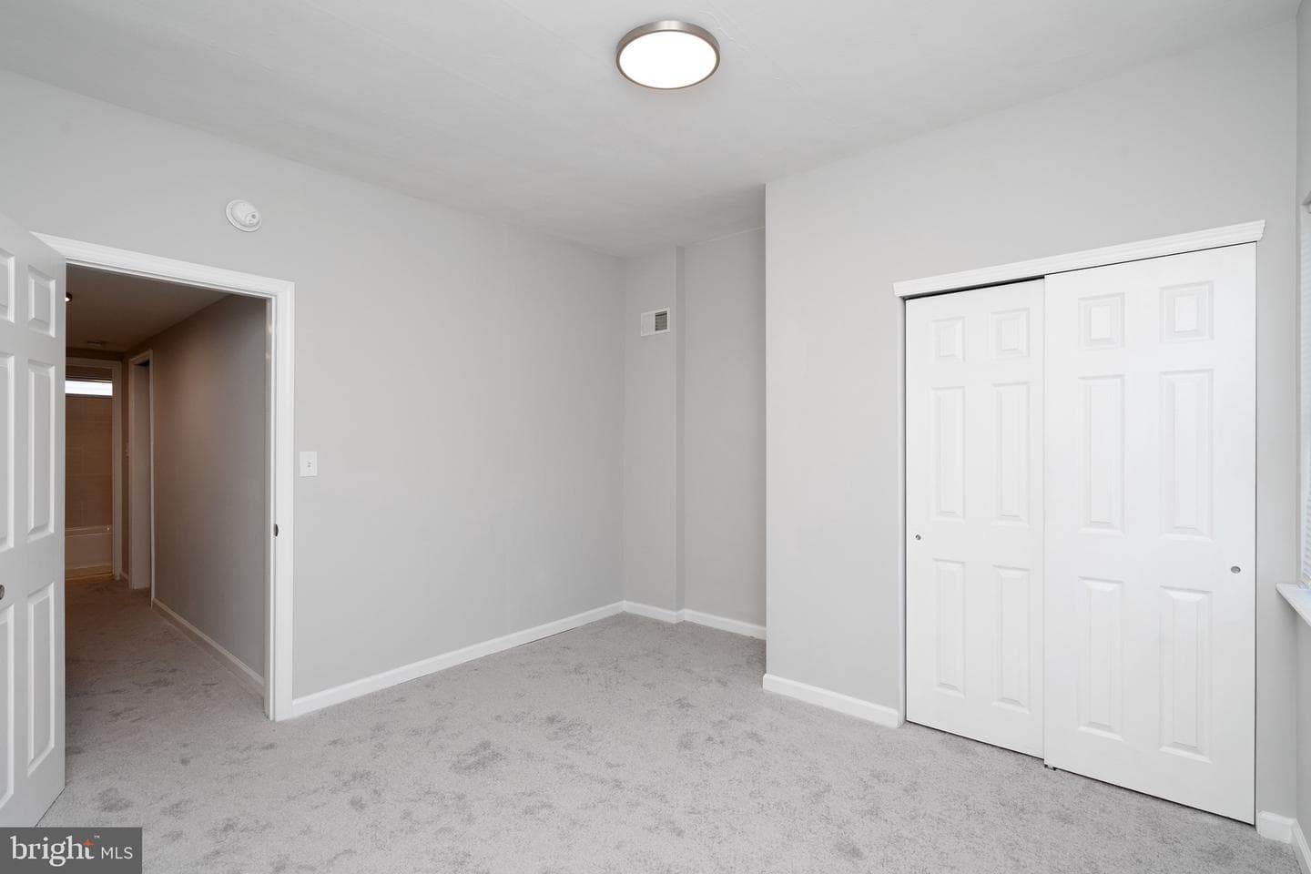 225 Tree Street photo 14